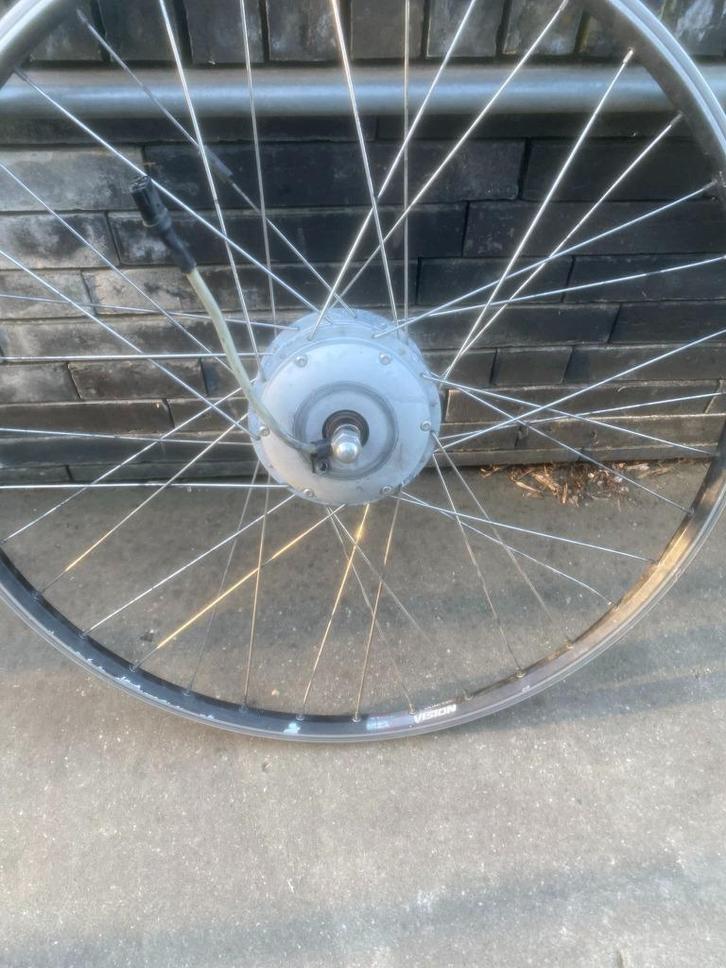 Gazelle pure innergy, voorwiel met motor, Fietsen en Brommers, Fietsonderdelen, Gebruikt, Algemeen, Wiel, Ophalen