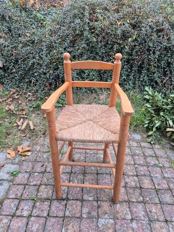Chaise haute pour enfant  beschikbaar voor biedingen