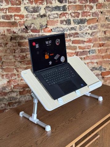 bedtafel voor laptop beschikbaar voor biedingen
