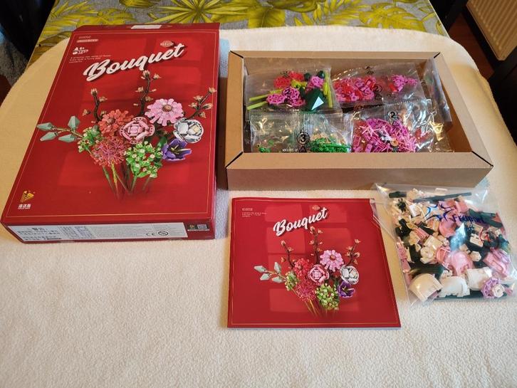 Hello block - Bouquet, Kinderen en Baby's, Speelgoed | Bouwstenen, Zo goed als nieuw, Ophalen of Verzenden