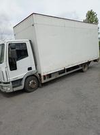 vrachtwagen iveco, Boîte manuelle, Diesel, 4 places, Tissu