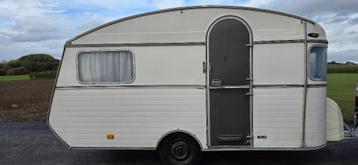 Caravan Consructam Coral 620 kg beschikbaar voor biedingen