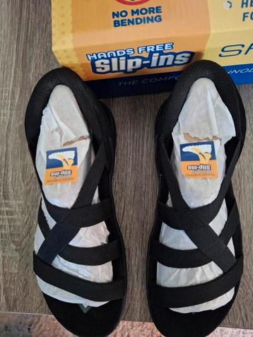 NIEUW KOOPJE SANDALEN DAMES SKECHERS SLIP- INS 36, Ophalen of Verzenden, Zo goed als nieuw, Instappers