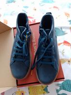 Nieuwe leren laarzen voor jongens. maat 34. kleur: blauw., Schoenen, Nieuw, Jongen, Camper for kids