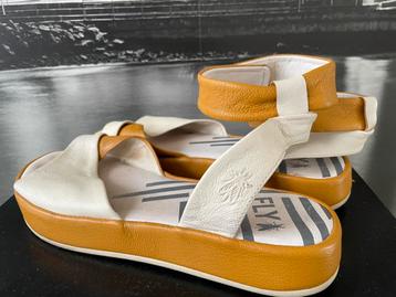 mooie sandalen schoenen - merk Fly - 41