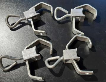 Set van 4  Doughty DT21800 universele truss klemmen beschikbaar voor biedingen