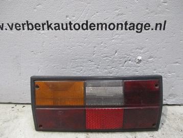 ACHTERLICHT LINKS Volkswagen Transporter T3 (251-945-111a) beschikbaar voor biedingen