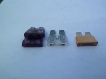 Fusible normal pour voitures, caravanes, motos, bateaux,..., Enlèvement ou Envoi, Neuf