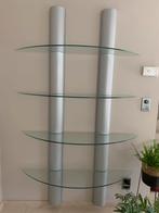 Glazen afgeronde legplanken bevestigd in 2buizen aan de wand, Huis en Inrichting, Woonaccessoires | Wandplanken en Boekenplanken