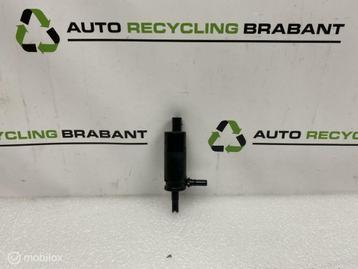 Koplampsproeier BMW X5 F15 ORIGINEEL 67127340773 beschikbaar voor biedingen