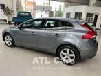 Volvo V40 | Multimedia systeem | Navigatie | Start/Stop, Voorwielaandrijving, Euro 5, Stof, Zwart
