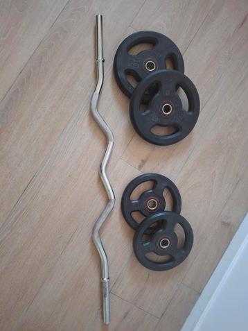 Curl halterstang met halterschijven 2x 10kg - 2x 5kg beschikbaar voor biedingen