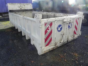 Onbekend puincontainer met franse achterdeur (bj 2020) beschikbaar voor biedingen