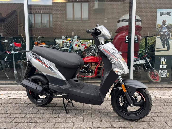 Kymco agility klasse A nieuwstaat 500km, Fietsen en Brommers, Scooters | Kymco, Nieuw, Agility, Klasse A (25 km/u), Benzine, Ophalen of Verzenden
