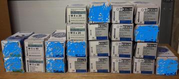 Lot / partij bouten en moeren REISSER ( NIEUW ) beschikbaar voor biedingen