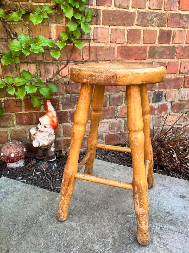 Vintage houten krukje / tabouret - verweerde look, Antiek en Kunst, Antiek | Meubels | Stoelen en Sofa's, Ophalen of Verzenden