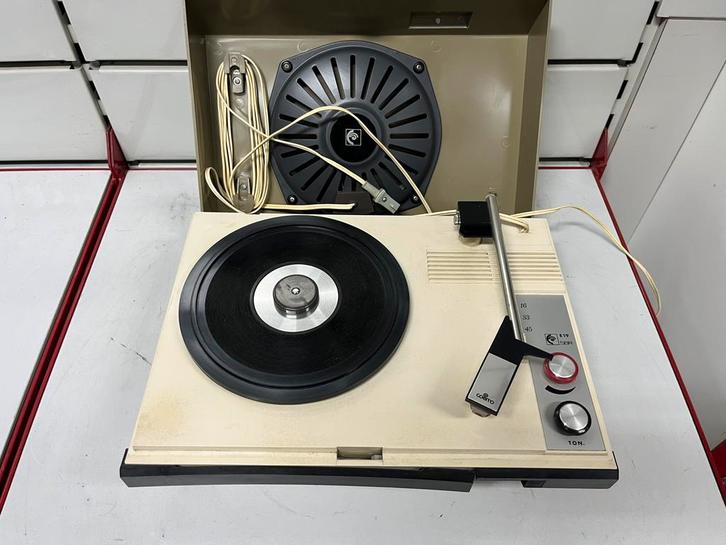 Tourne-disque vintage SBR E19 – Années 60/70 – Design Rétro, TV, Hi-fi & Vidéo, Tourne-disques, Utilisé, Tourne-disque, Enlèvement