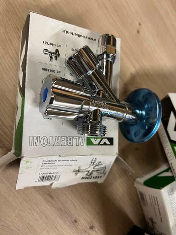 Dubbel dienst kraan voor vaatwasser of wasmachine  beschikbaar voor biedingen