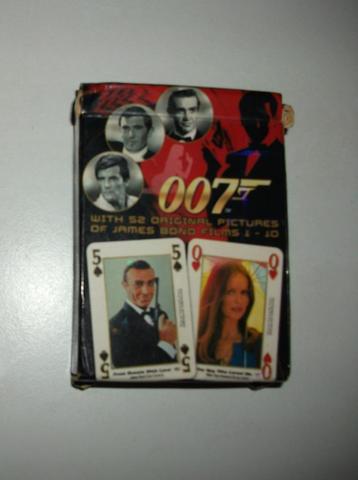 SPEELKAARTEN JAMES BOND beschikbaar voor biedingen