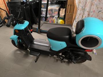 Electrische scooter beschikbaar voor biedingen