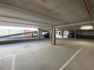 Garage à vendre à Tournai beschikbaar voor biedingen