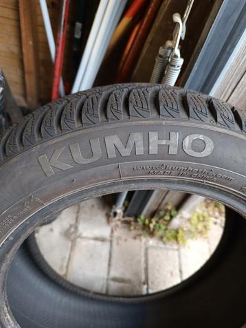 Set de 4 pneus d'hiver Kumho 15 pouces  beschikbaar voor biedingen