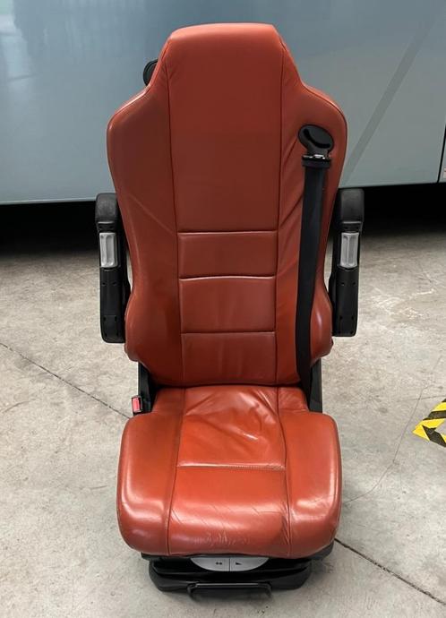 luchtgeveerde vrachtwagen/busstoel merk GRAMMER, Auto-onderdelen, Vrachtwagen-onderdelen, Overige merken, Interieur en Bekleding