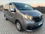 Renault trafic 1.6 dci met 9 personen bj 2015, Auto's, Euro 5, Bedrijf, 5 deurs, Zilver of Grijs