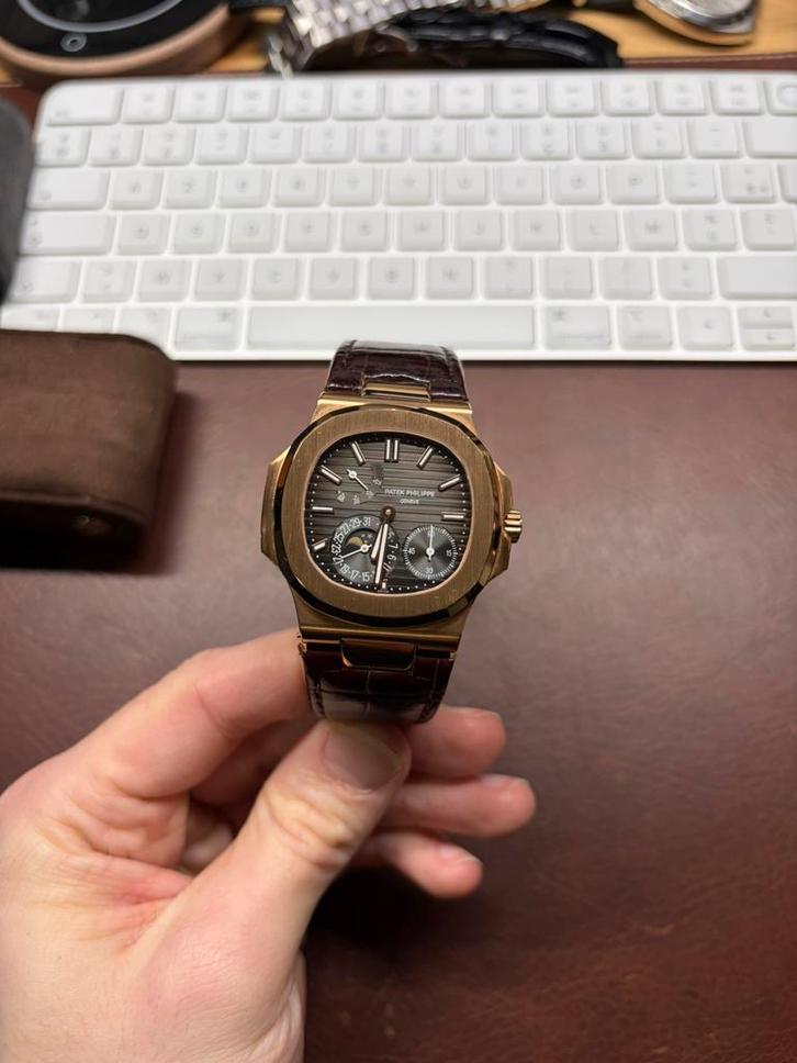 Montre Luxe 1/1, Handtassen en Accessoires, Horloges | Dames, Zo goed als nieuw, Ophalen