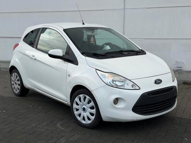 Ford Ka 1.2i* benzine wordt gekeurd, Auto's, Ford, Bedrijf, Te koop, Ka, Benzine, Euro 5, Stadsauto, 3 deurs, Handgeschakeld, Wit