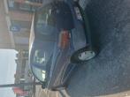 Toyota Yaris met Roze Formulier, Blauw, Handgeschakeld, Particulier, 2 deurs