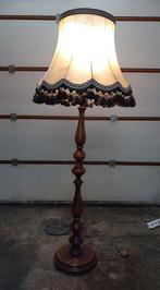 Vintage vloerlamp (hout en blaas), Huis en Inrichting, Lampen | Vloerlampen, 150 tot 200 cm, Gebruikt, Vintage, Hout