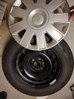 4 jantes en tole avec pneu + enjoliveur  ., Enlèvement
