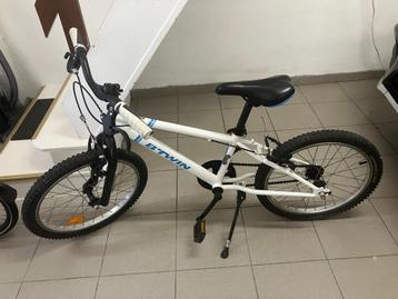 kinderfietsen beschikbaar voor biedingen