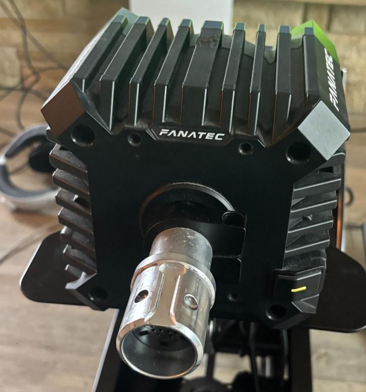 CSL DD pro (met powerkit) 8nm & 2 stuurtjes, Games en Spelcomputers, Spelcomputers | Xbox | Accessoires, Zo goed als nieuw, Xbox One