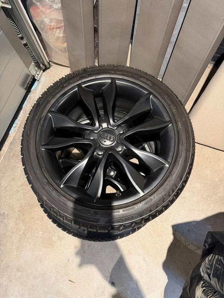 Velgen Audi met winterband Bridgestone, Auto-onderdelen, Banden en Velgen, Band(en), Winterbanden, Ophalen