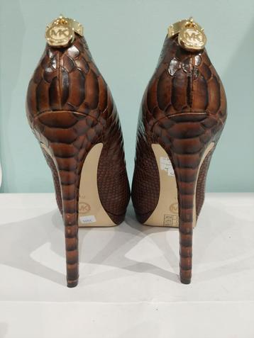 505C* Michael KORS - sexy bruine pumps met hakken van 13 cm  beschikbaar voor biedingen