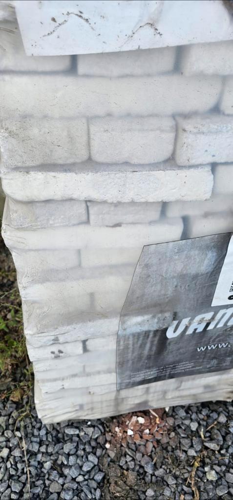 Gevelstenen wit grijs  2pallets, Doe-het-zelf en Bouw, Metselstenen, Zo goed als nieuw, Ophalen