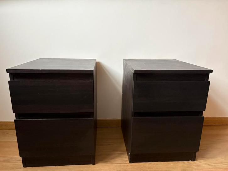 2 mooie zwarte nachtkastjes, Huis en Inrichting, Slaapkamer | Nachtkastjes, Zo goed als nieuw, Minder dan 55 cm, Minder dan 45 cm