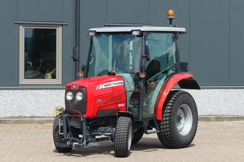 Massey Ferguson 1540 4wd / 04650 Draaiuren / Full Options, Zakelijke goederen, Landbouw | Tractoren, Massey Ferguson, Gebruikt