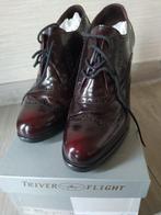 Triver Flight oxfords rood-bruin maat 41, Bruin, Triver Flight, Ophalen of Verzenden, Zo goed als nieuw