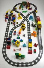 Duplo mooie speelset met elektrische trein., Kinderen en Baby's, Speelgoed | Duplo en Lego, Ophalen of Verzenden, Gebruikt, Complete set