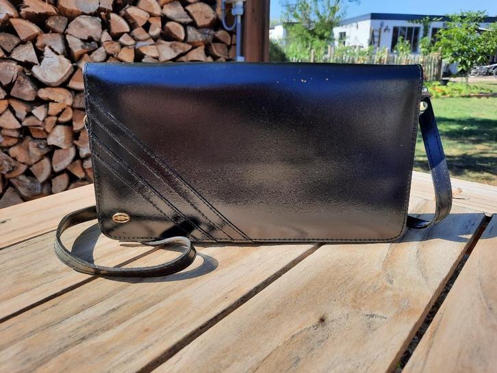 enveloppe dameshandtas, Handtassen en Accessoires, Tassen | Damestassen, Zo goed als nieuw, Avondtasje, Zwart, Ophalen of Verzenden