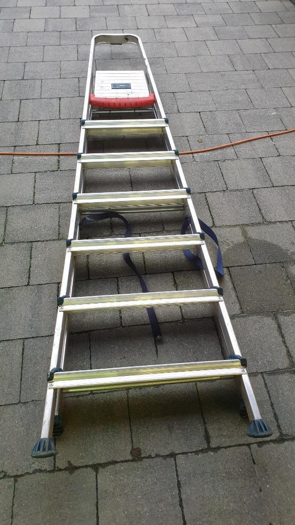 Trapladder 7 treden Altrex Double Decker, Doe-het-zelf en Bouw, Ladders en Trappen, Gebruikt, Ladder, Minder dan 2 meter, Opvouwbaar of Inschuifbaar