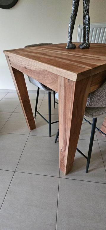 Ensemble table et chaises  beschikbaar voor biedingen