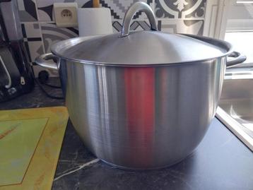 Marmite en acier inoxydable, 9 litres, aucune. Induction. Ga, Enlèvement, Comme neuf, Inox, Casserole ou Cocotte-minute
