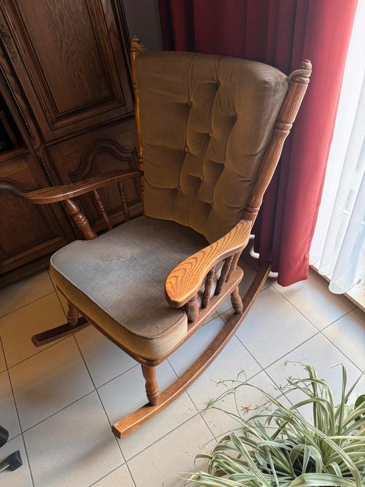 Schommelende stoel, Antiek en Kunst, Antiek | Meubels | Stoelen en Sofa's, Ophalen