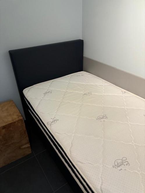 1-persoons boxspring te koop met gratis dekbed!!!, Maison & Meubles, Chambre à coucher | Lits boxsprings, Comme neuf, 90 cm, 200 cm