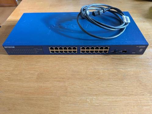 Matériel réseau & WiFi, Computers en Software, Netwerk switches, Zo goed als nieuw, Ophalen