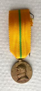 Mini médaille roi A 1, Collections, Objets militaires | Général, Armée de terre, Enlèvement ou Envoi, Ruban, Médaille ou Ailes